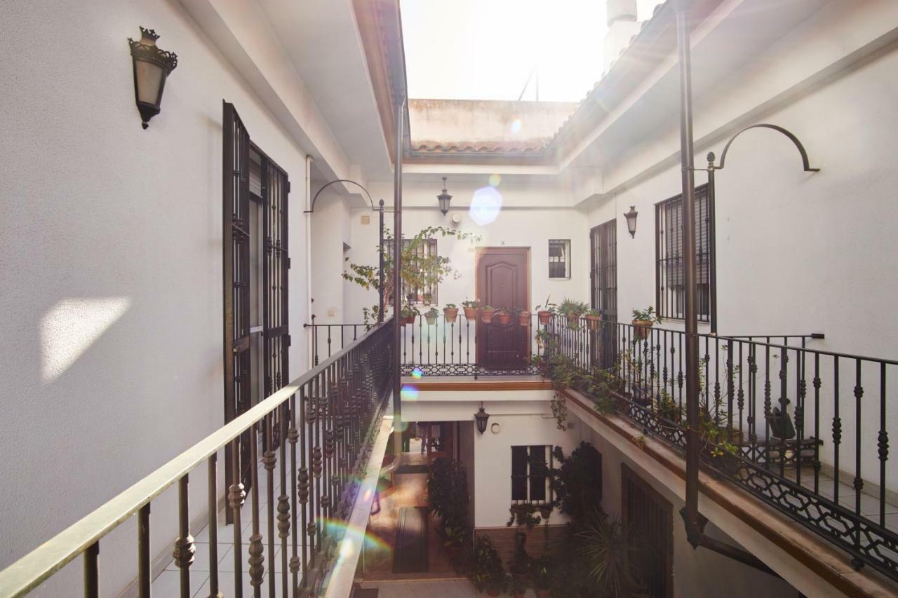Escoberos Courtyard Duplex By Valcambre Apartment Seville Exterior photo